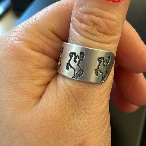 Cowboy ring 🏇 - Picture 2 of 3